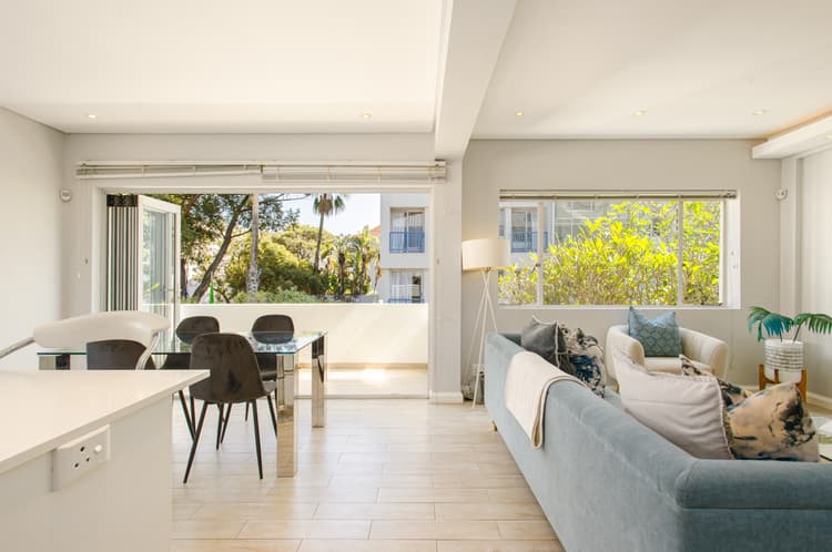 Main property image