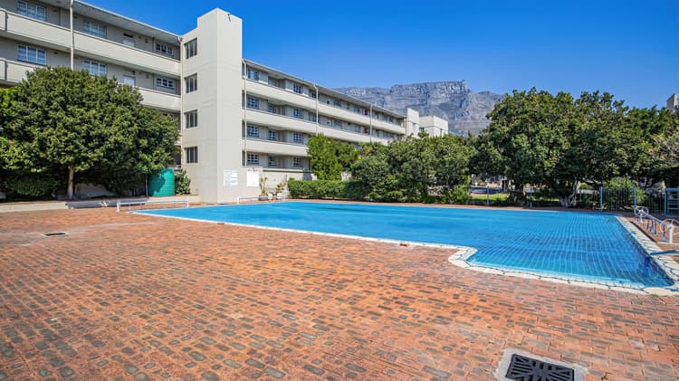 Main property image
