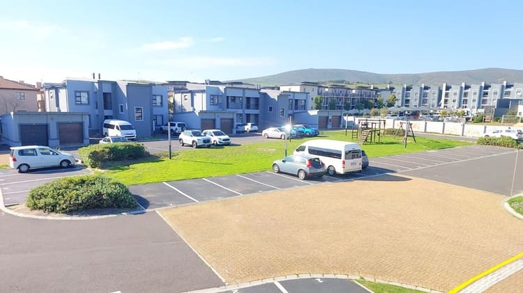 Main property image