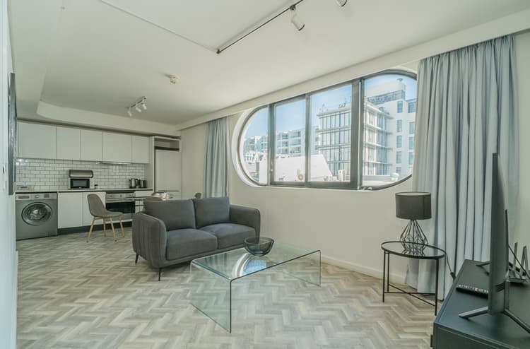 Main property image