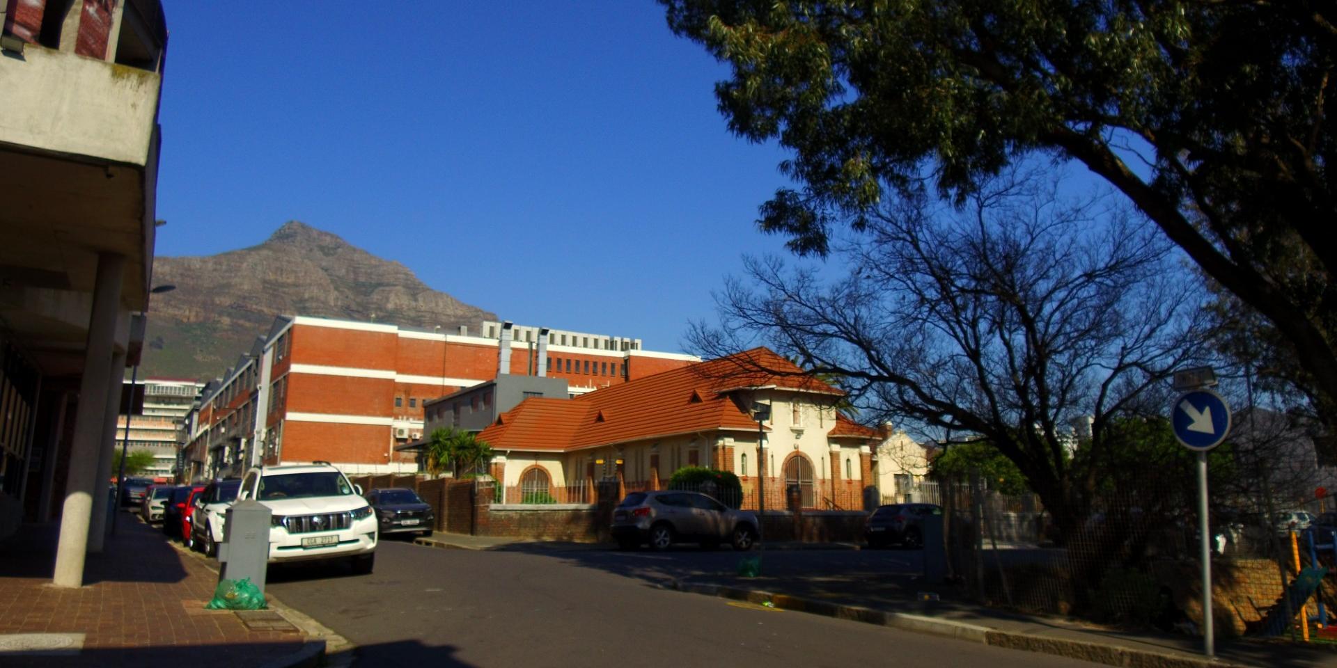 Image 3 of 6