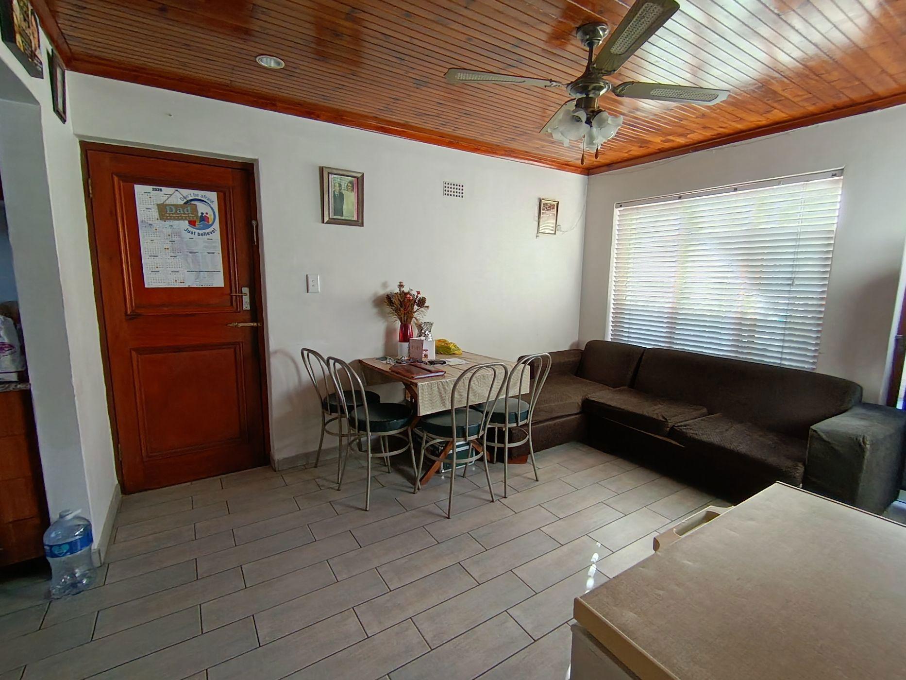 Image 2 of 6