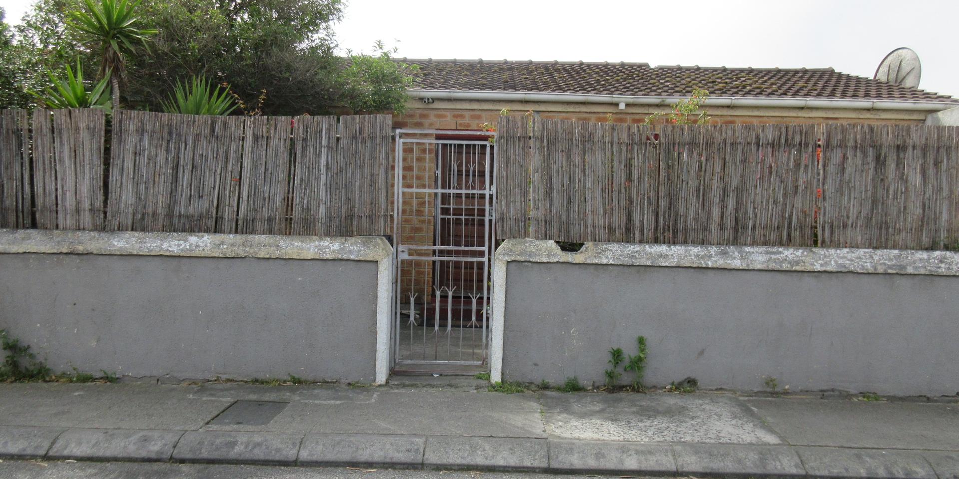 Image 2 of 6