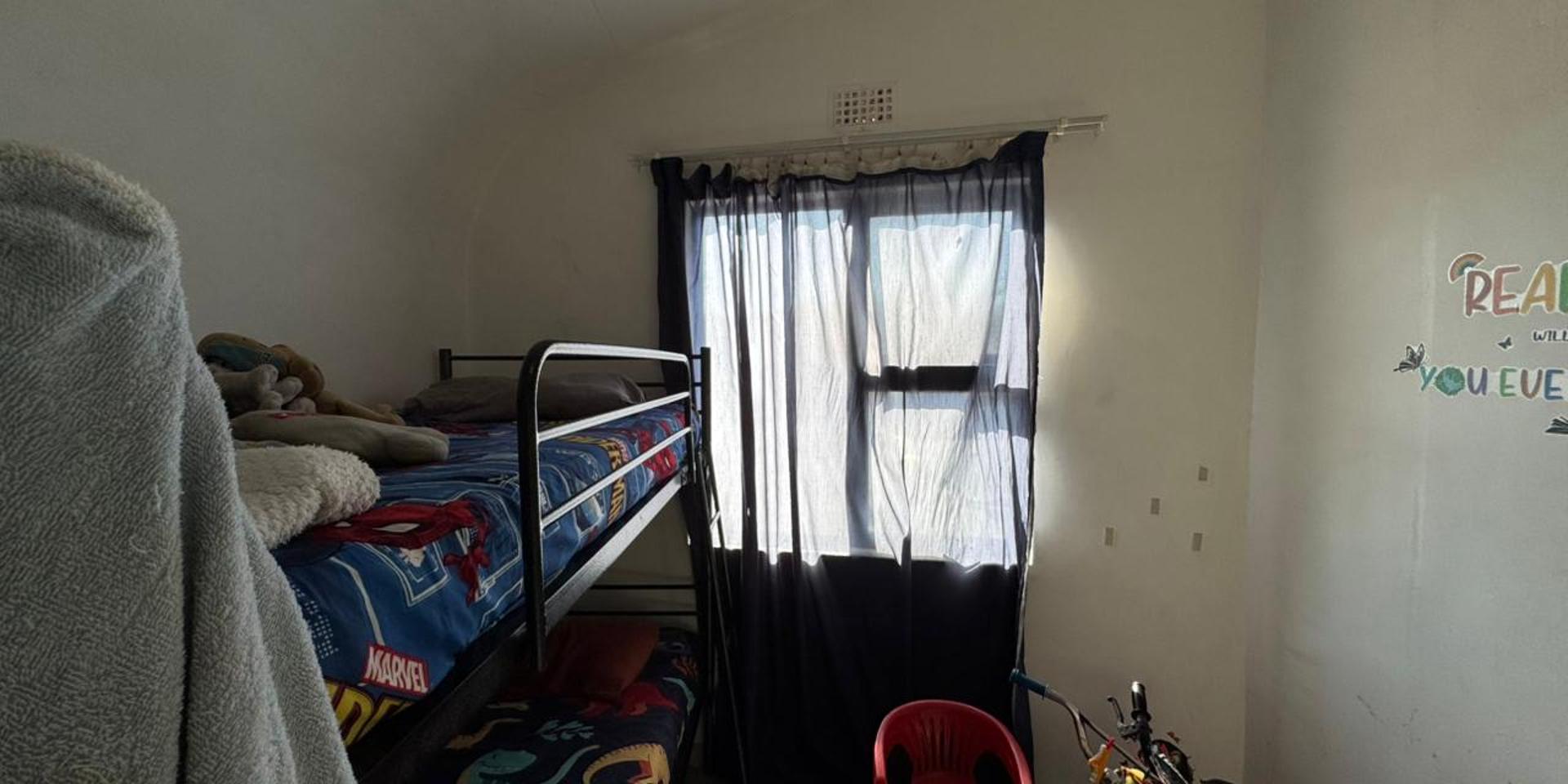 Image 5 of 6