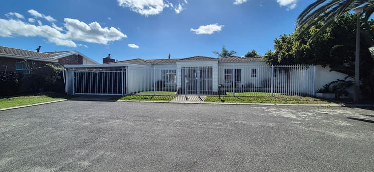 Main property image