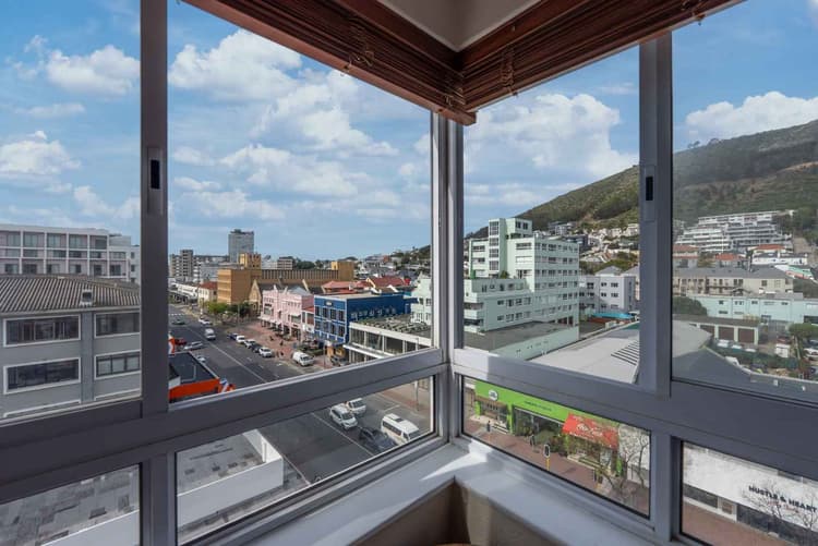 Main property image