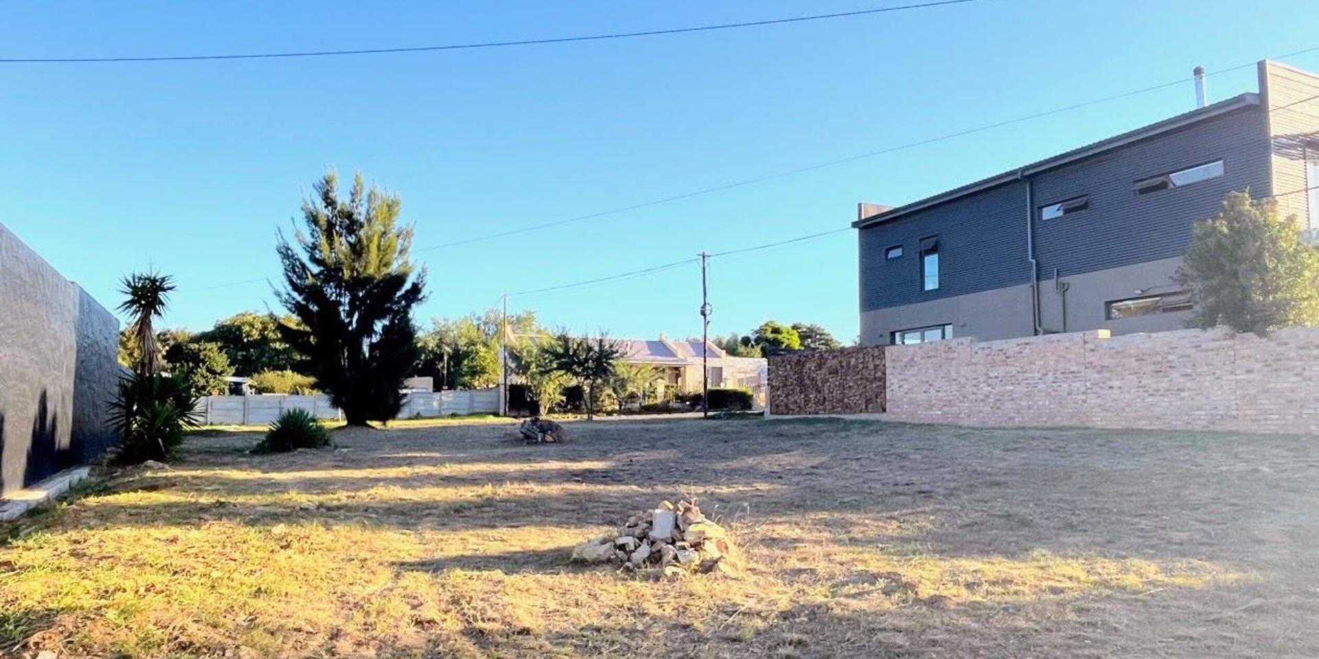 Image 4 of 6