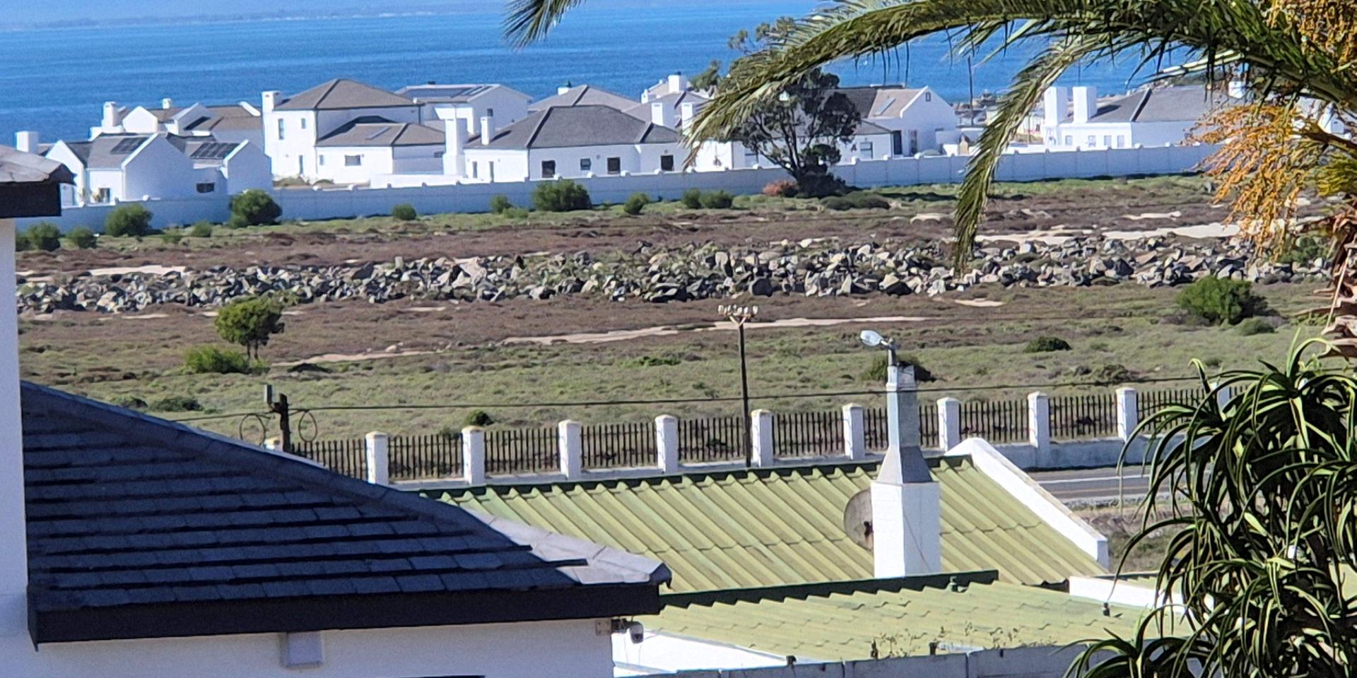 Image 2 of 6