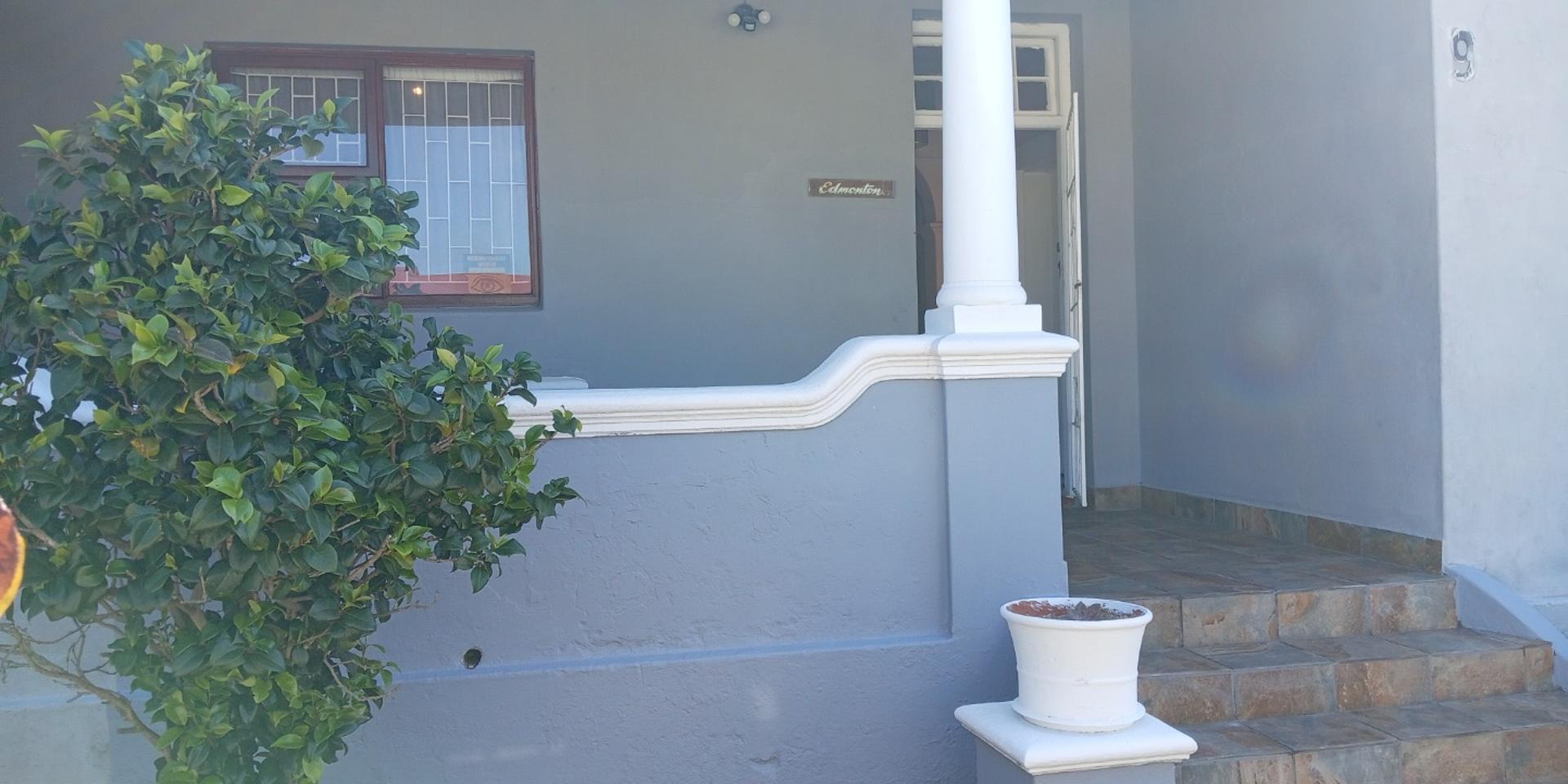 Image 2 of 6