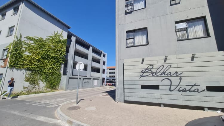 Main property image