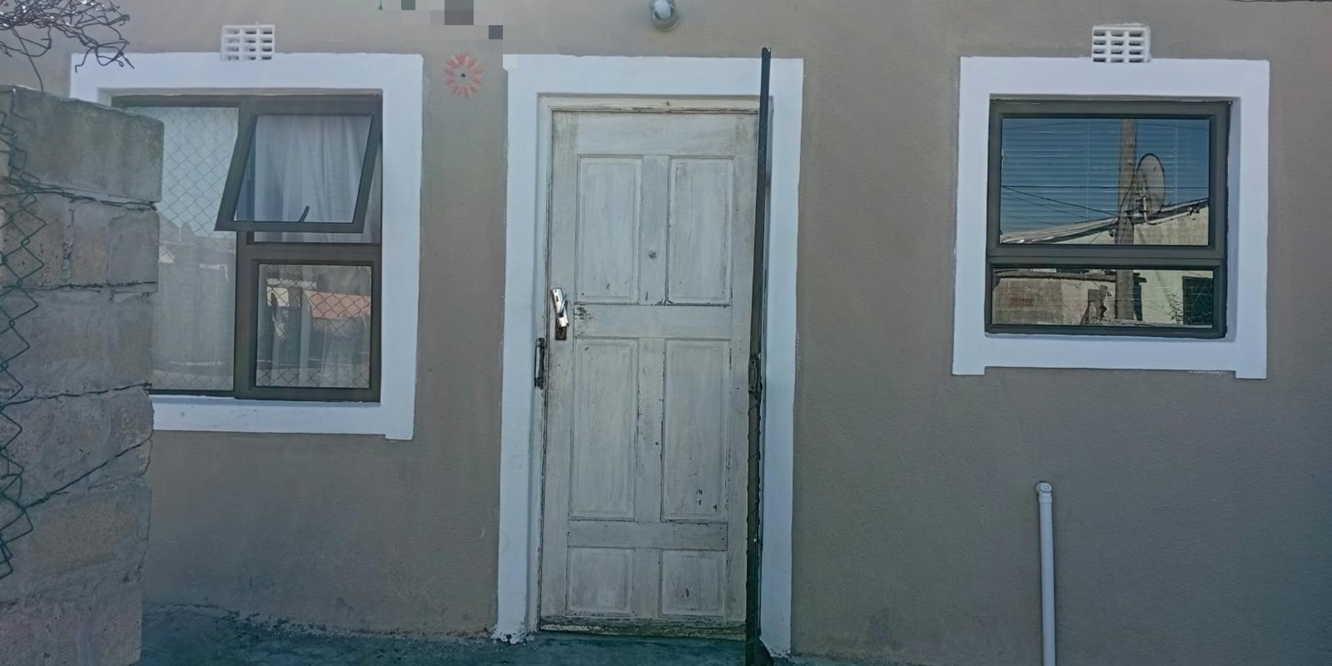 Image 3 of 6