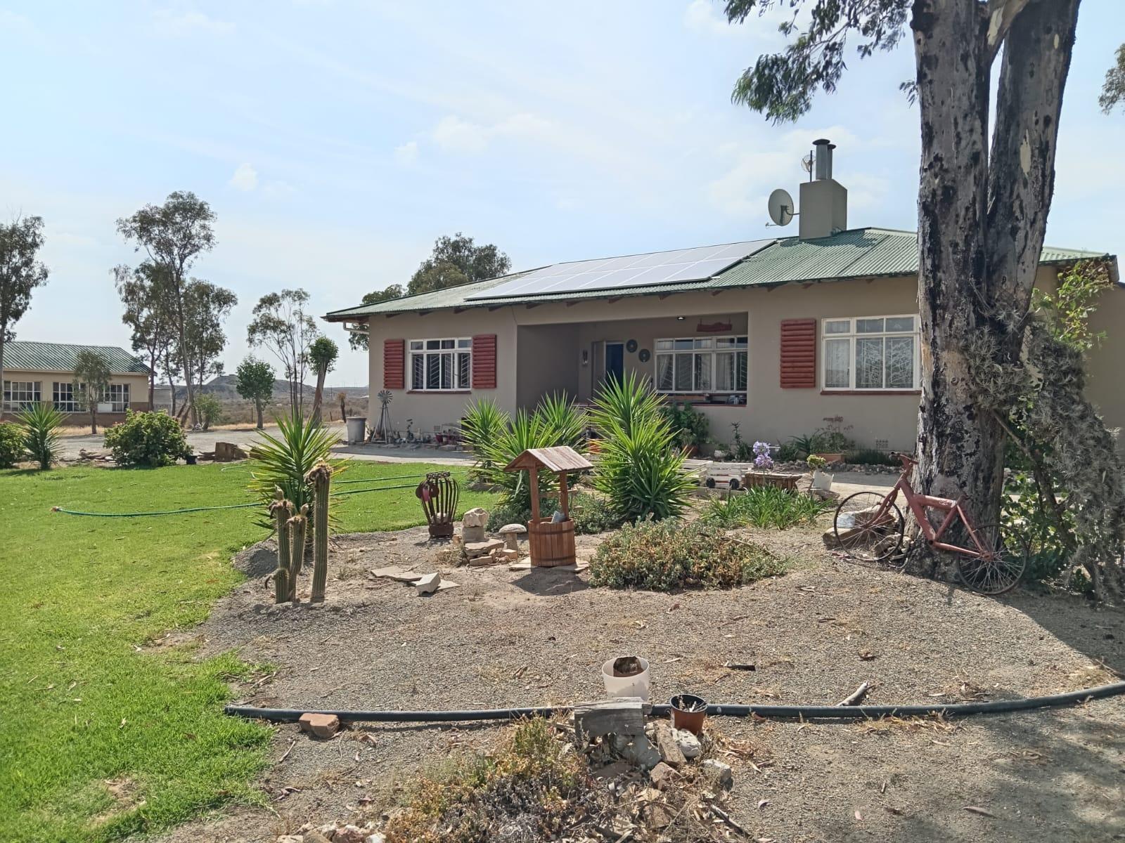 Image 4 of 6