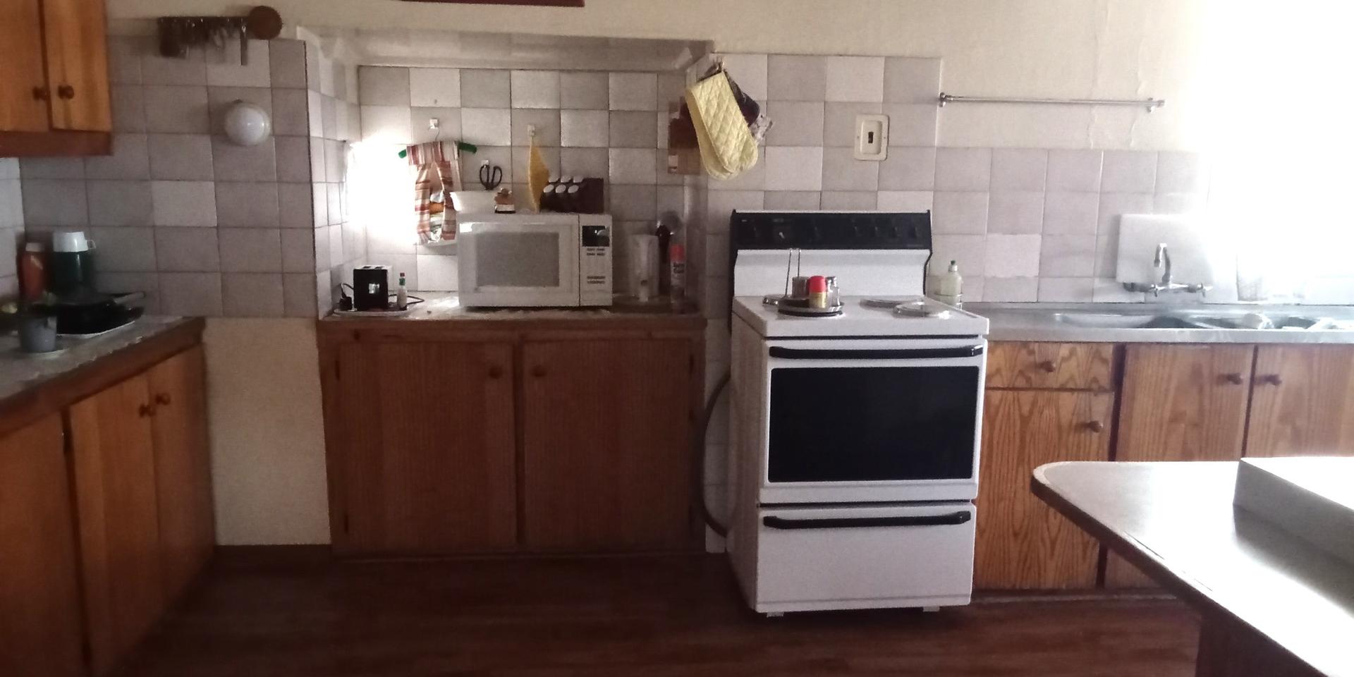 Image 5 of 6