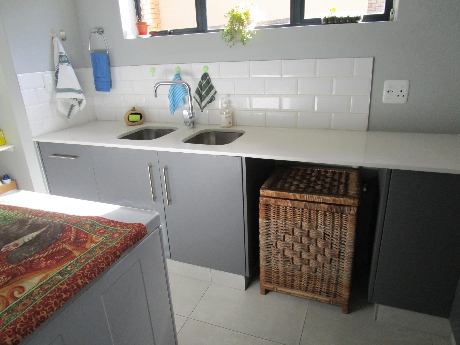 Image 5 of 6
