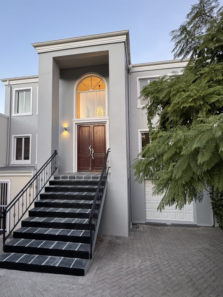 Main property image