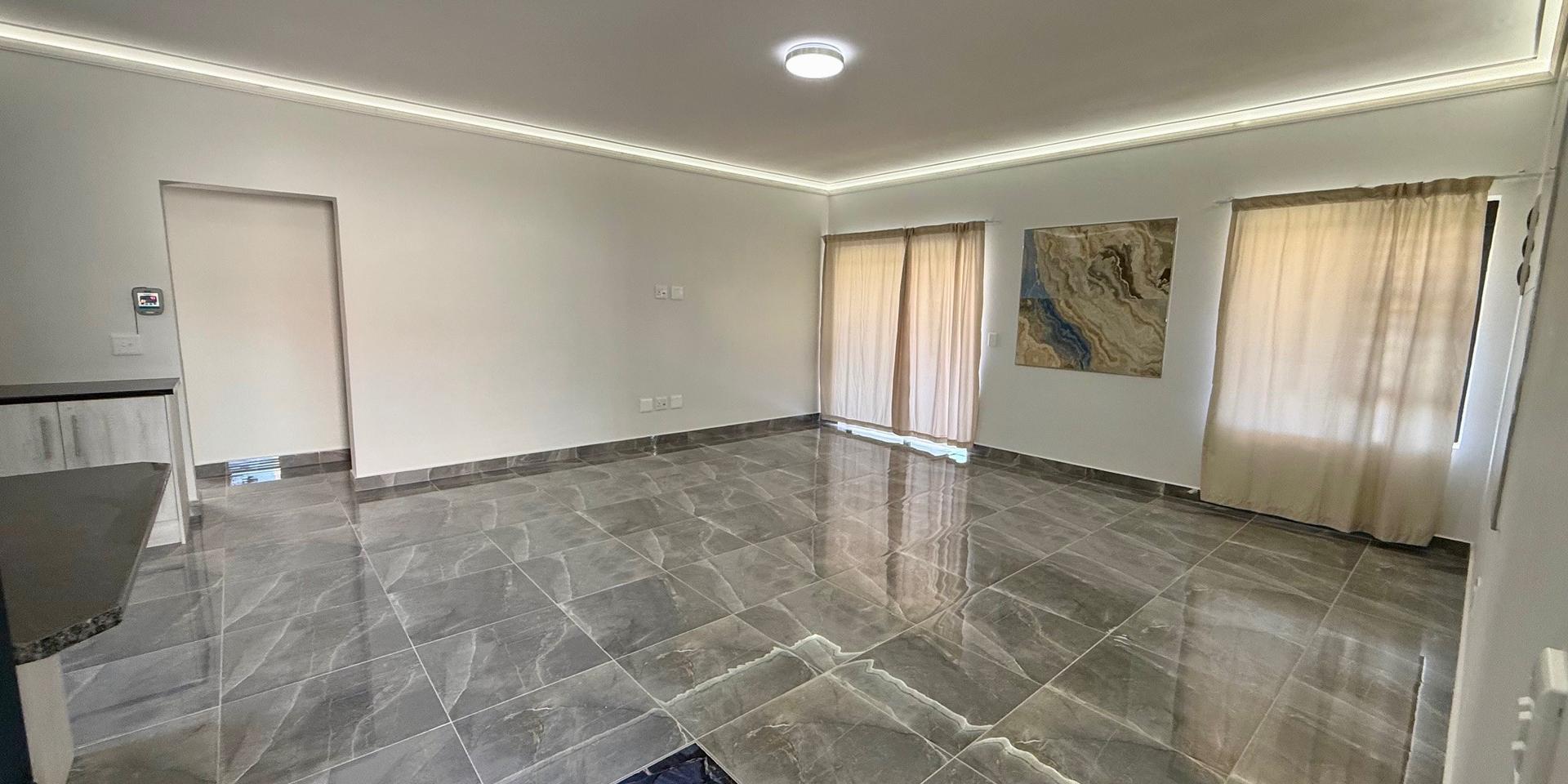 Image 2 of 6