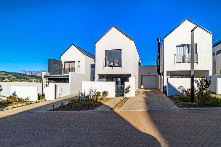 Main property image