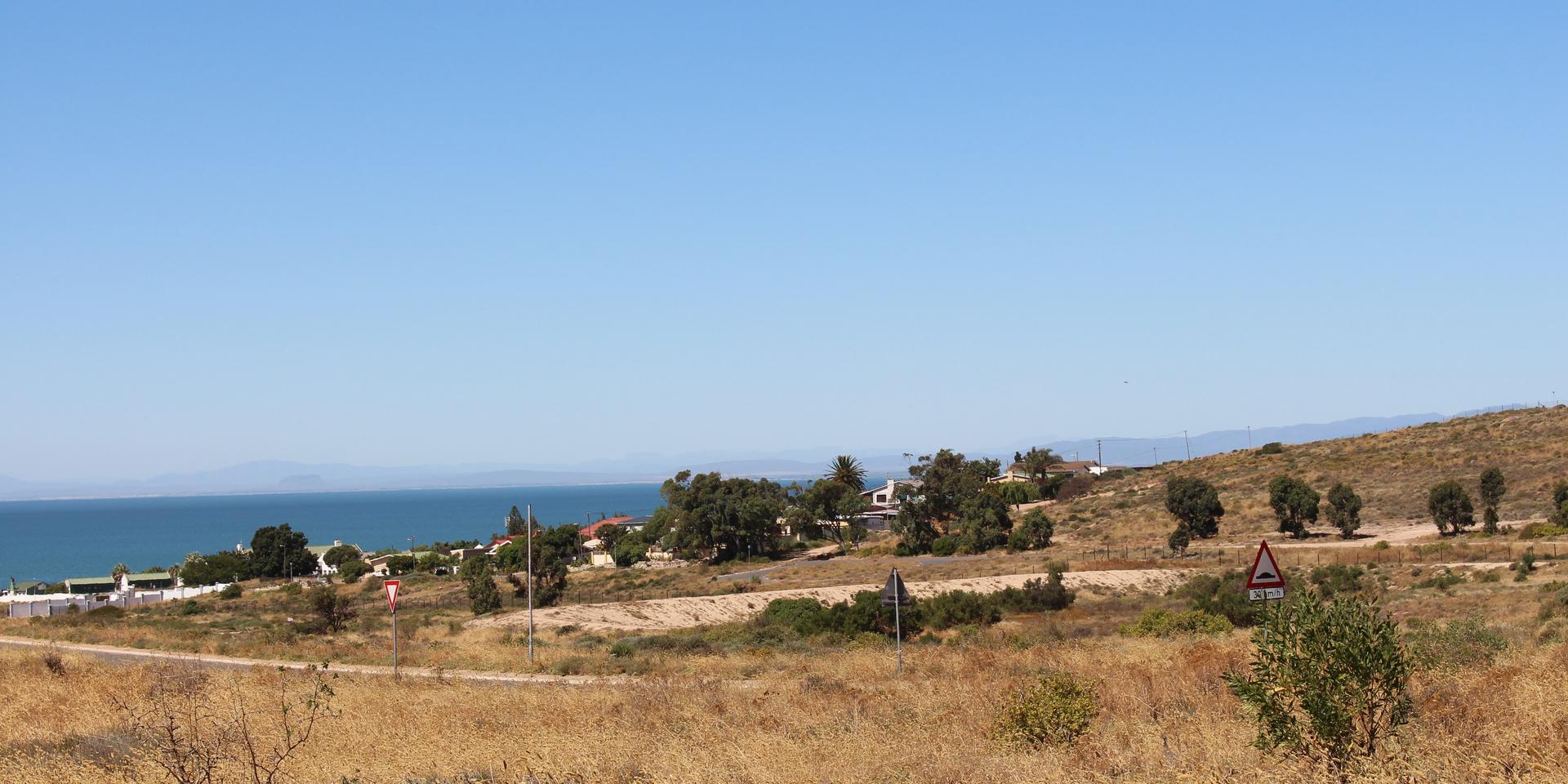 Image 3 of 6