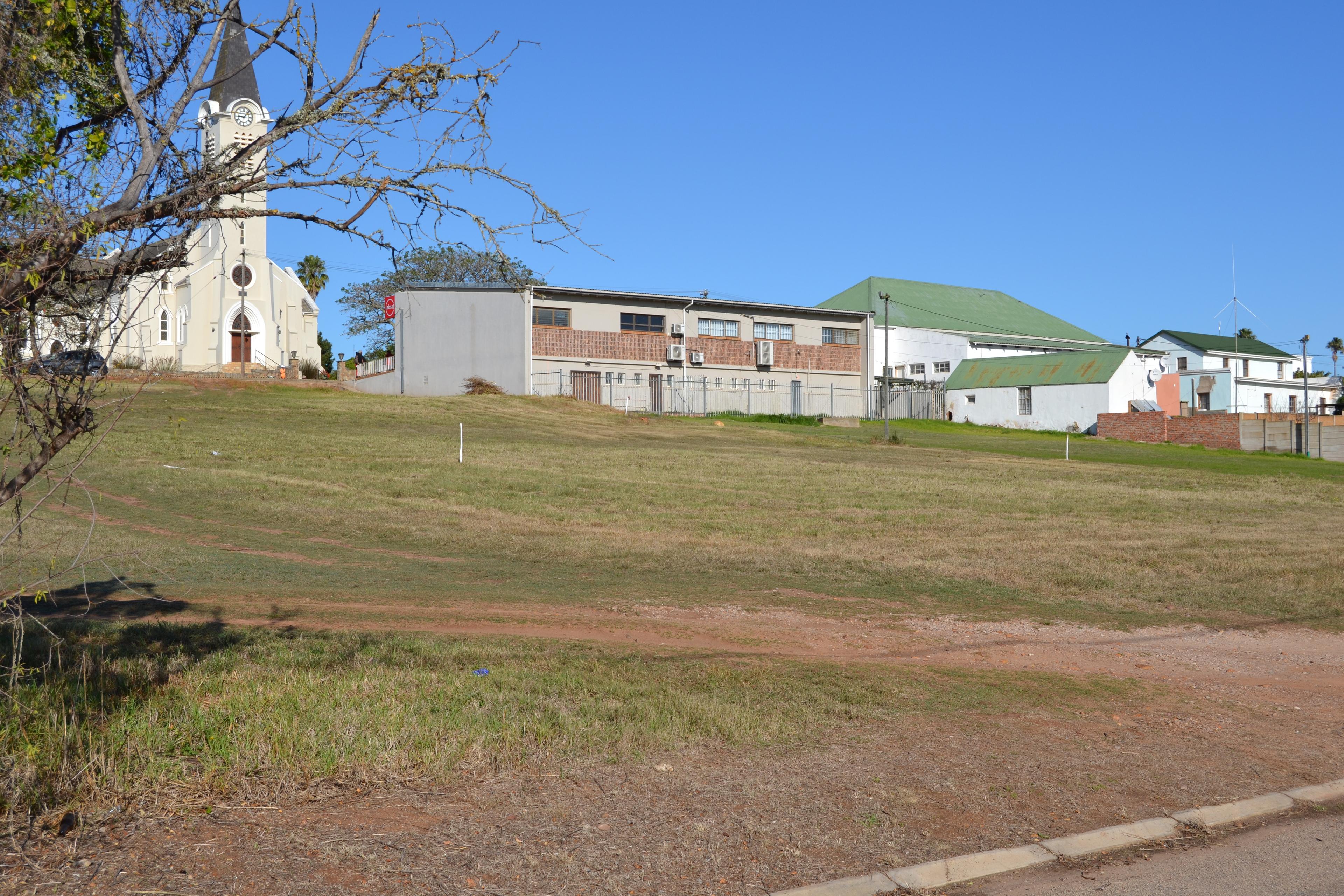 Image 2 of 6