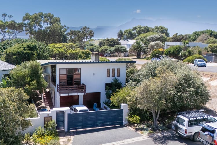 Main property image
