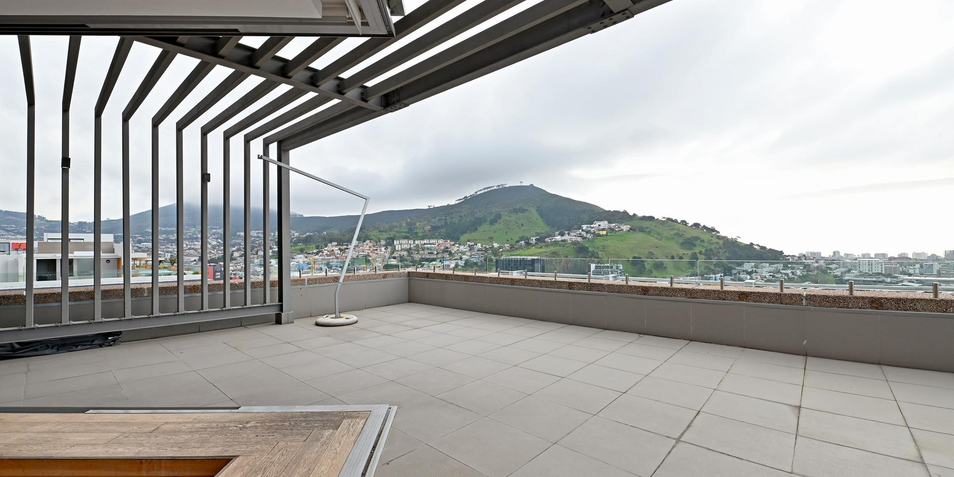 Image 5 of 6