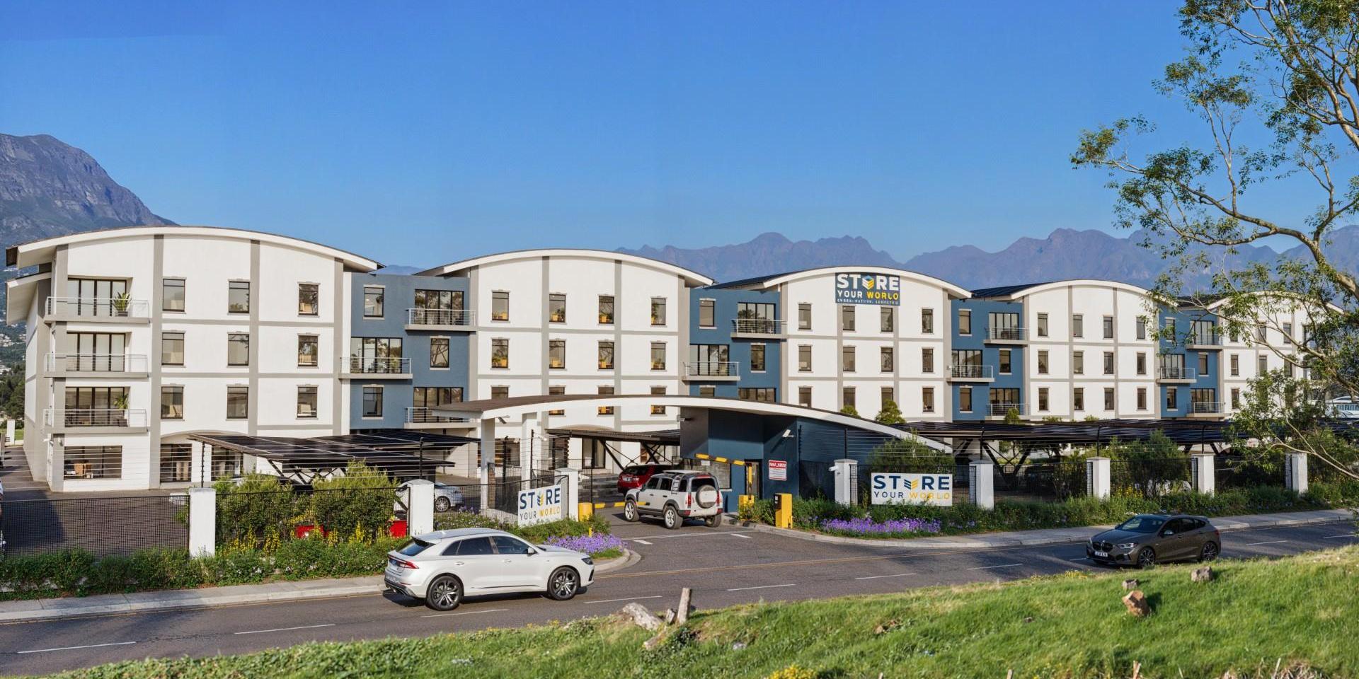 Image 2 of 6