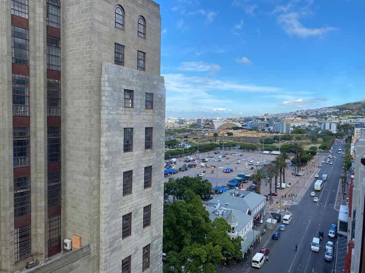 Main property image