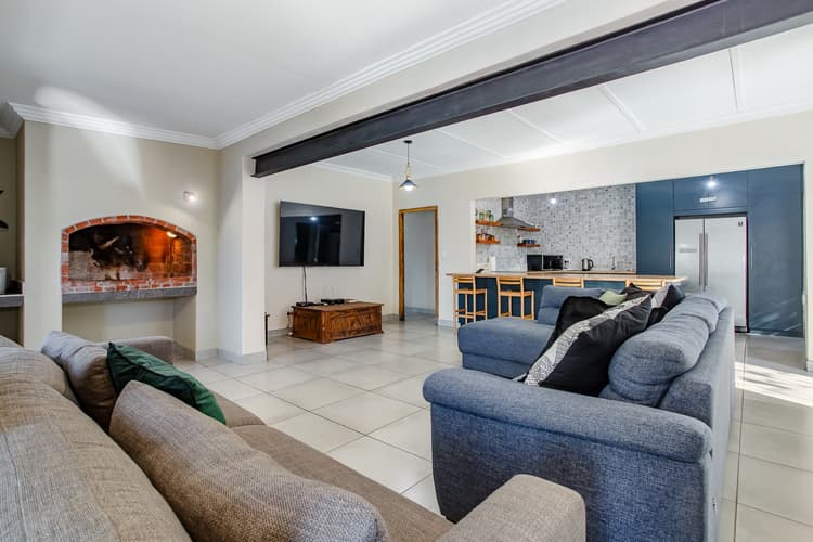 Main property image