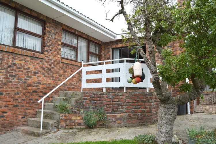 Main property image