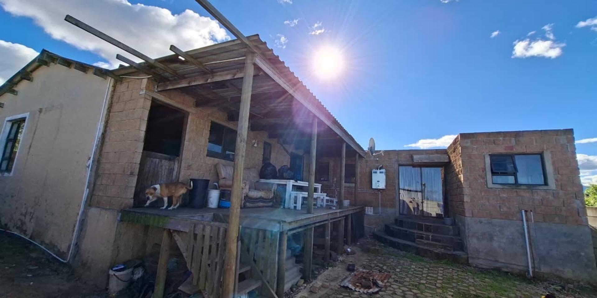 Image 2 of 6