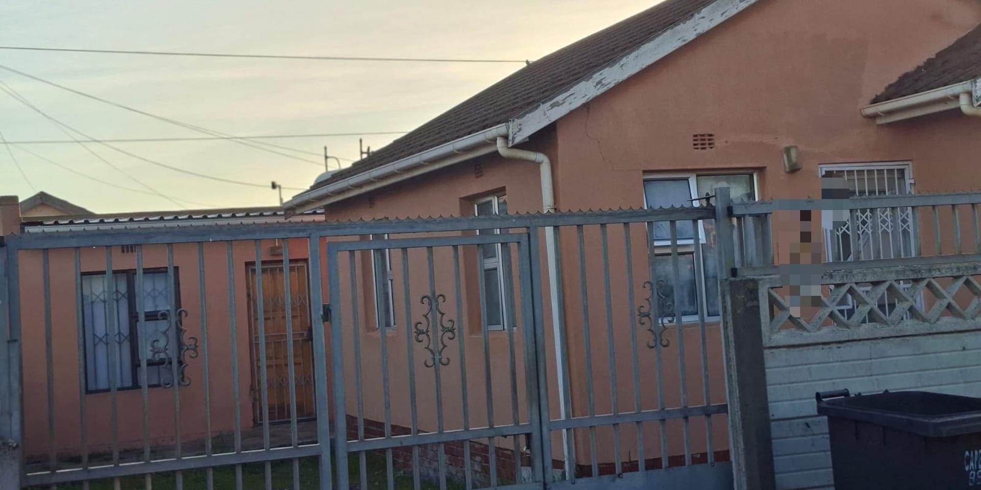 Image 1 of 6