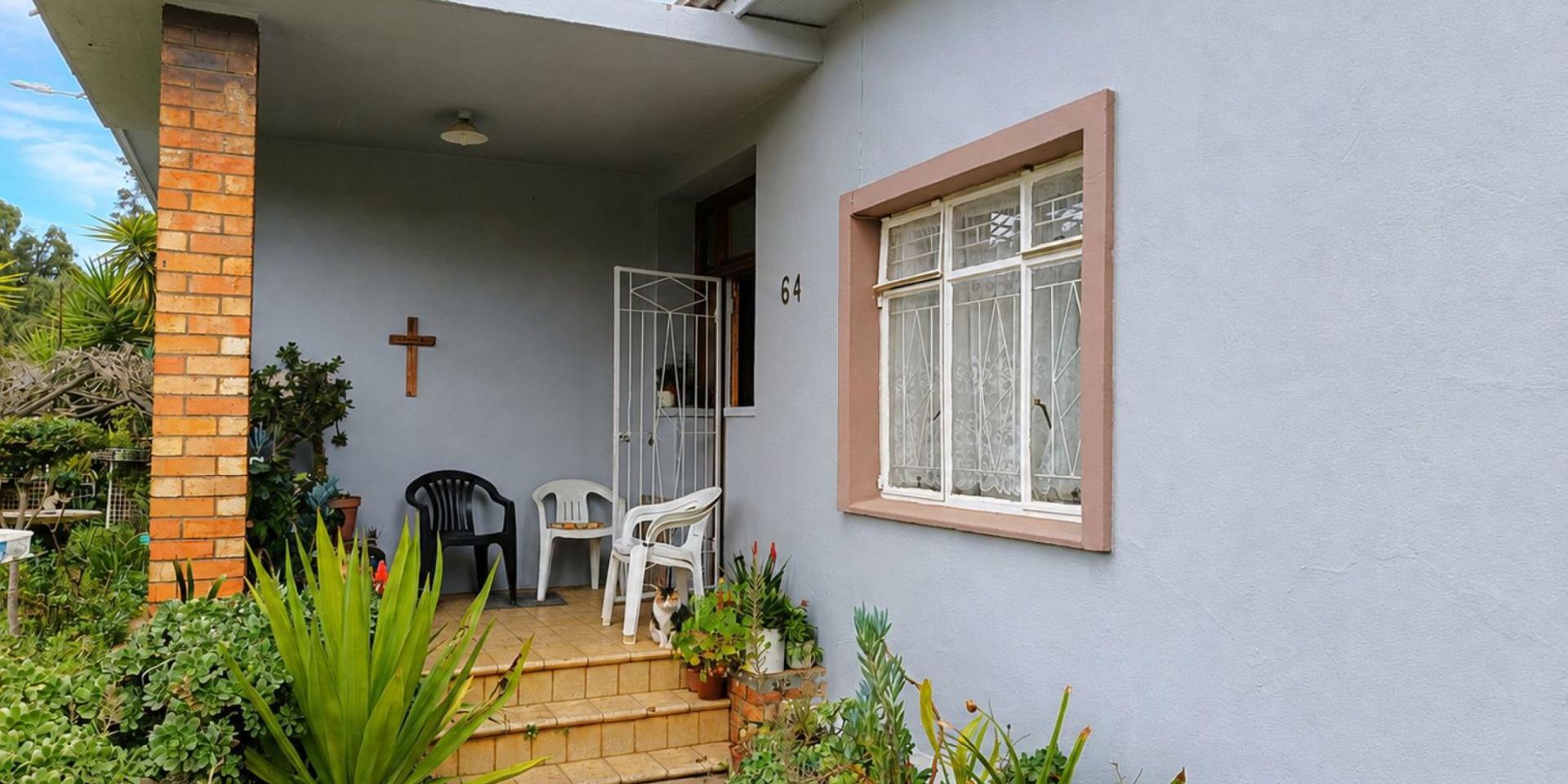 Image 4 of 6