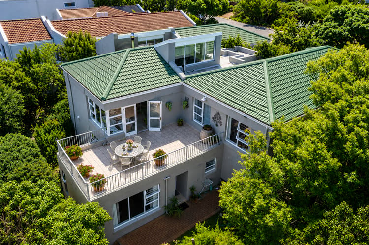 Main property image
