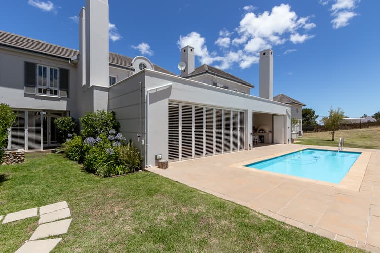Main property image