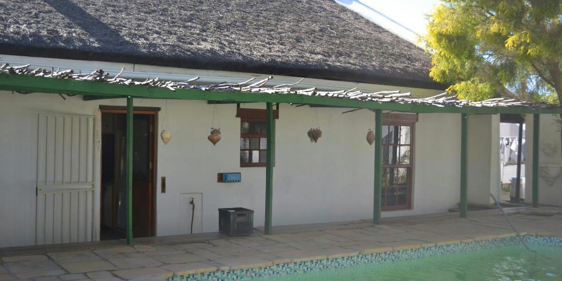 Image 3 of 6