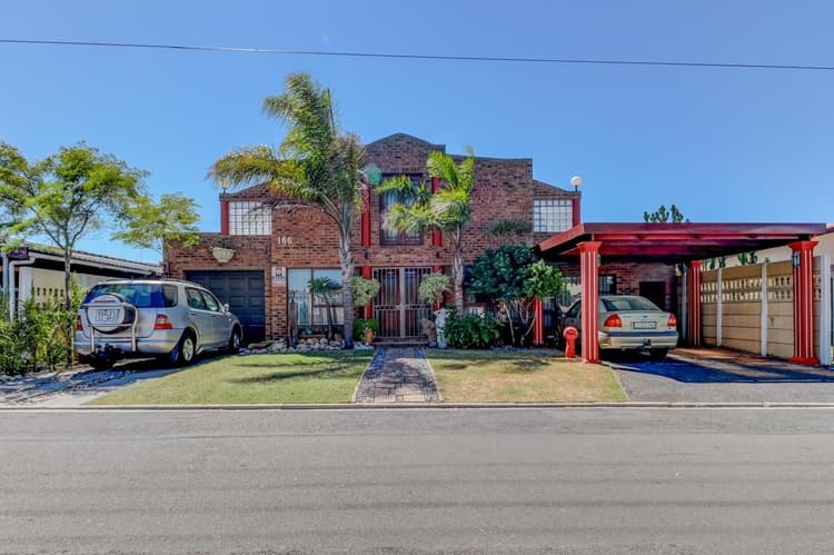 Main property image