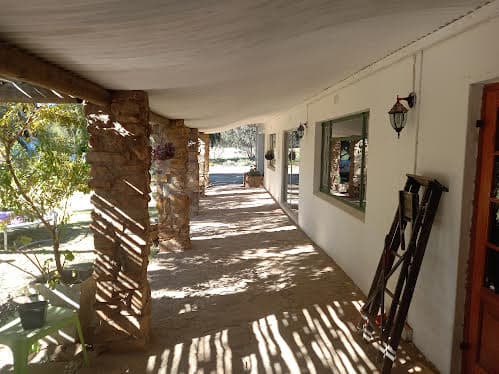 Image 4 of 6