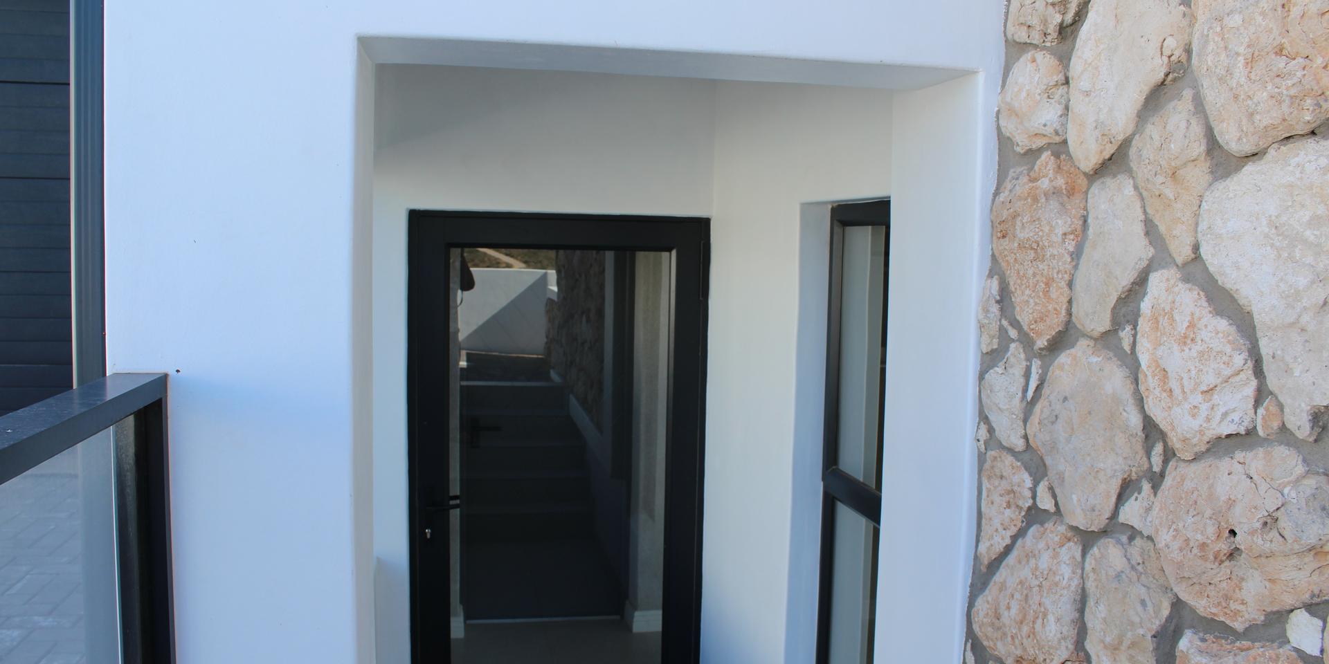 Image 5 of 6