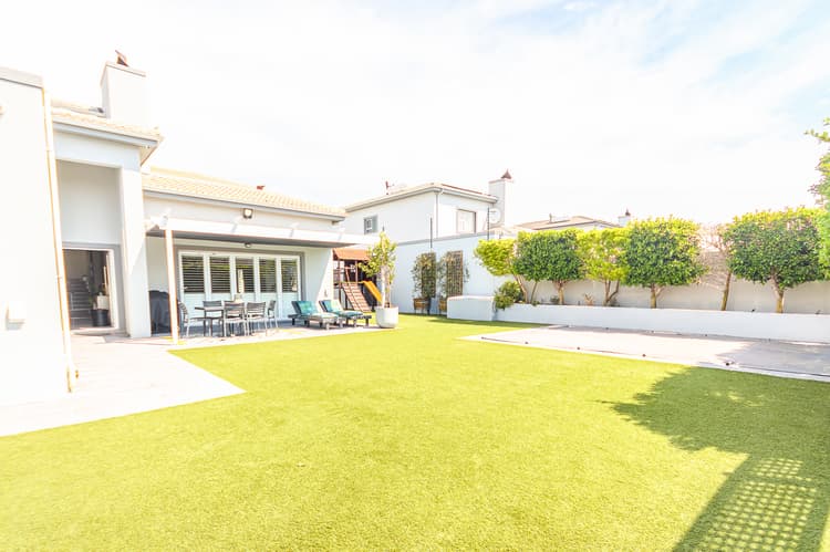 Main property image