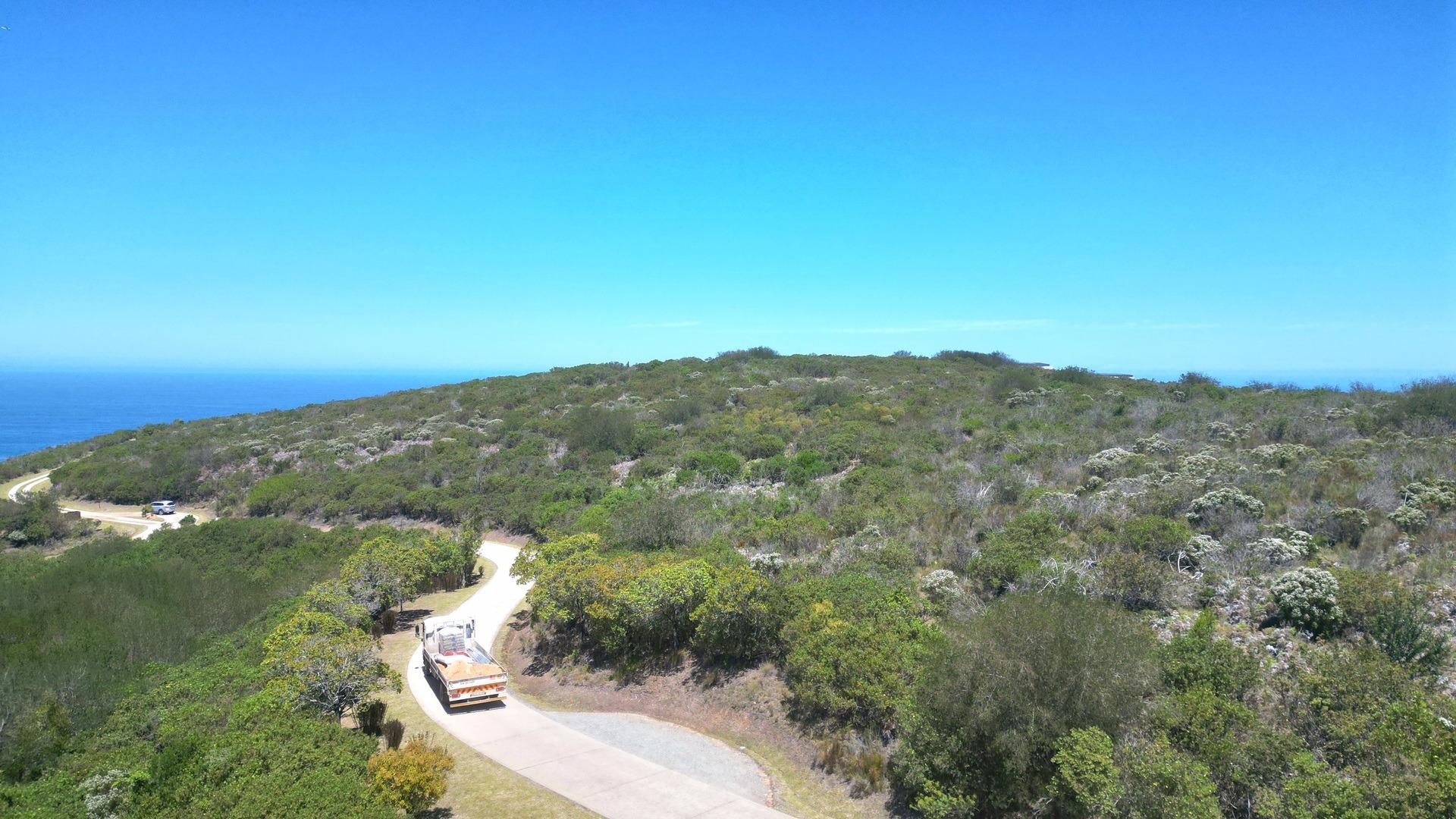 Image 4 of 6