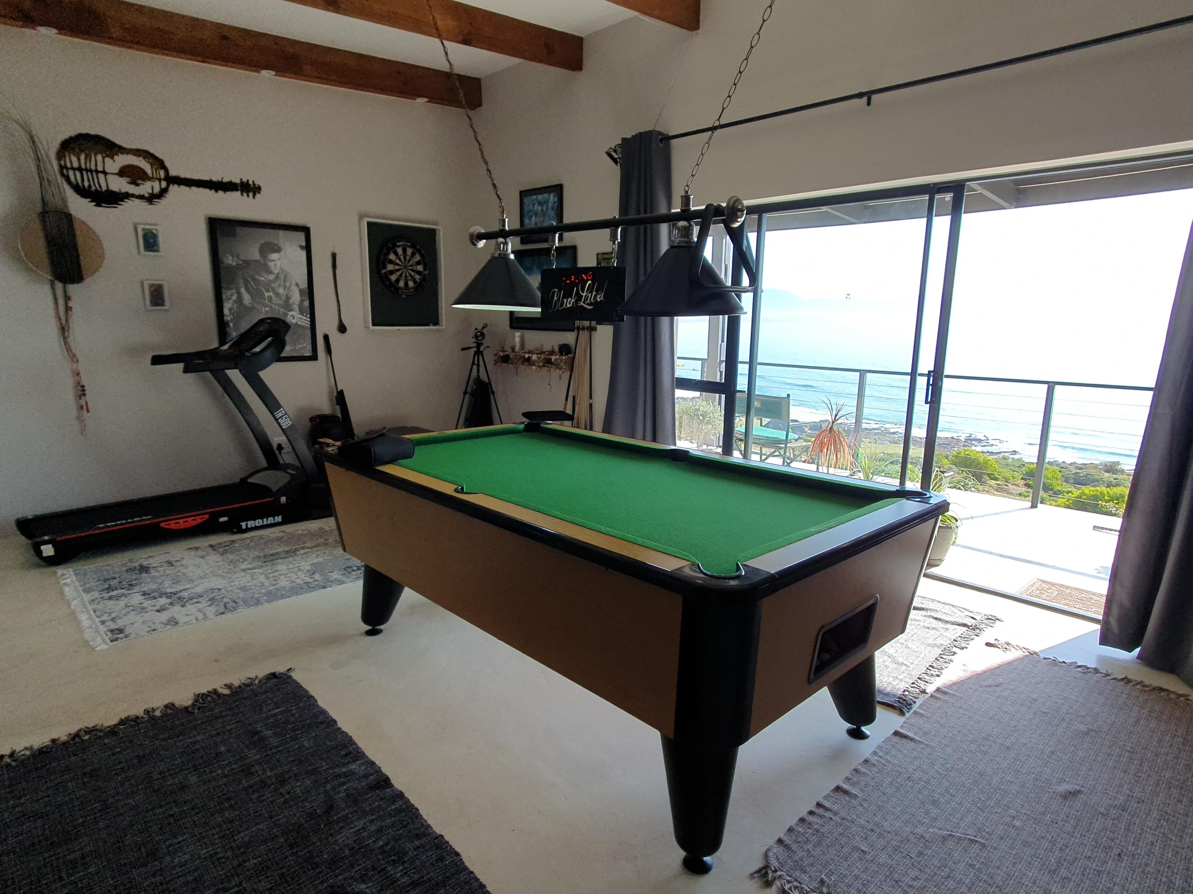 Image 4 of 6