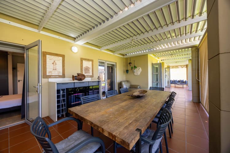 Main property image