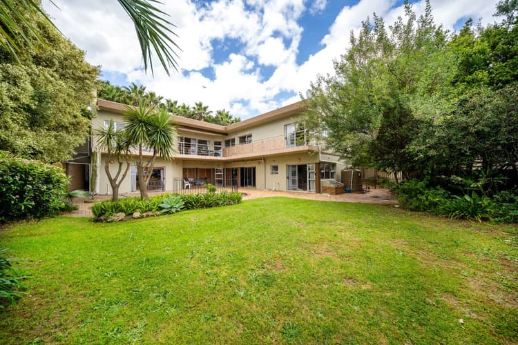 Main property image