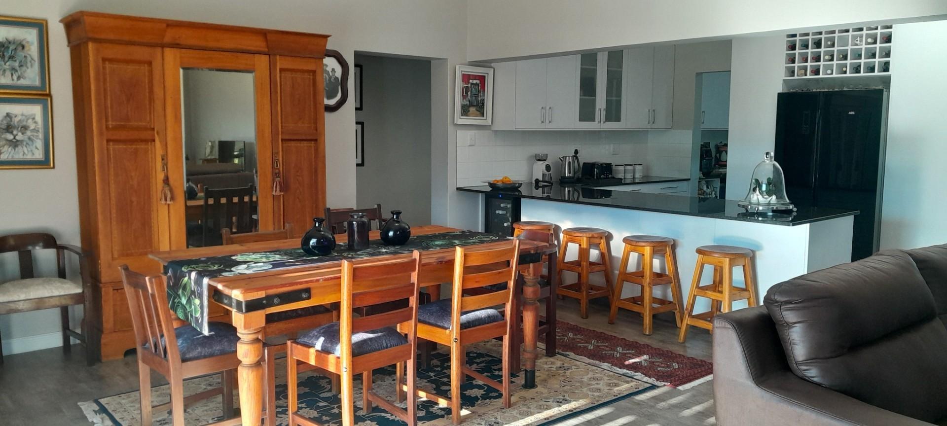 Image 5 of 6