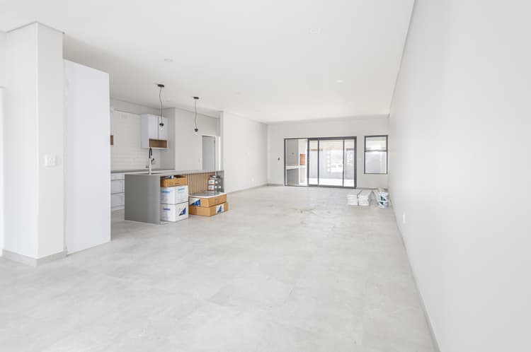 Main property image