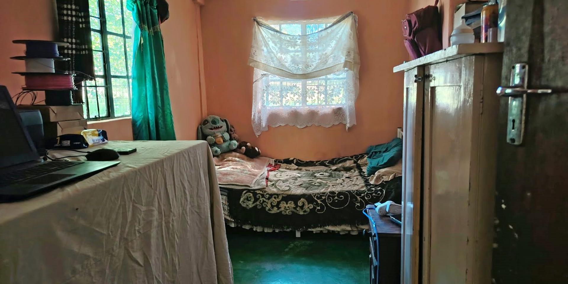 Image 5 of 6