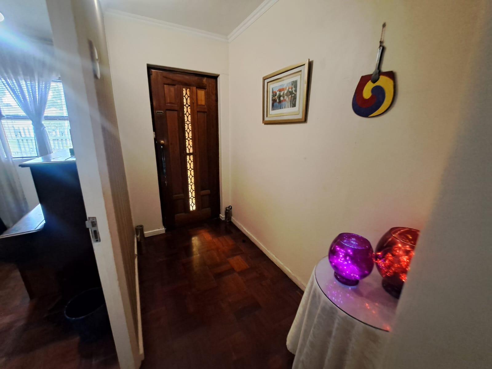 Image 5 of 6