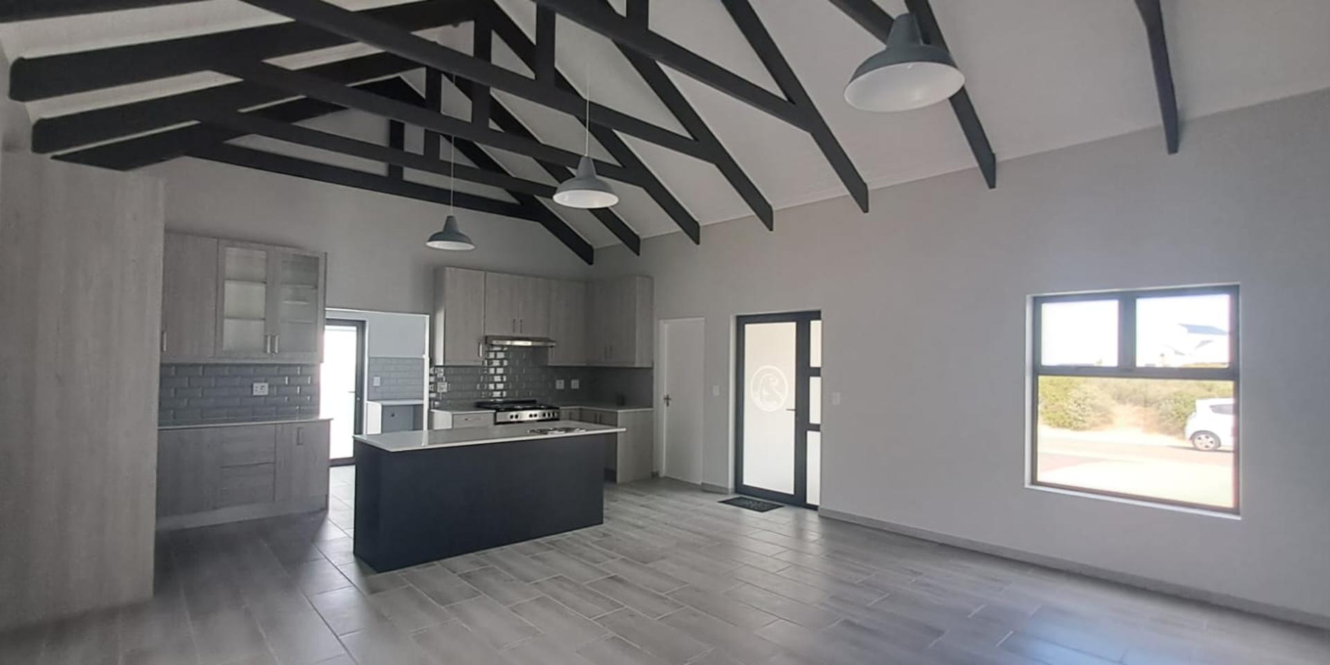Image 2 of 6