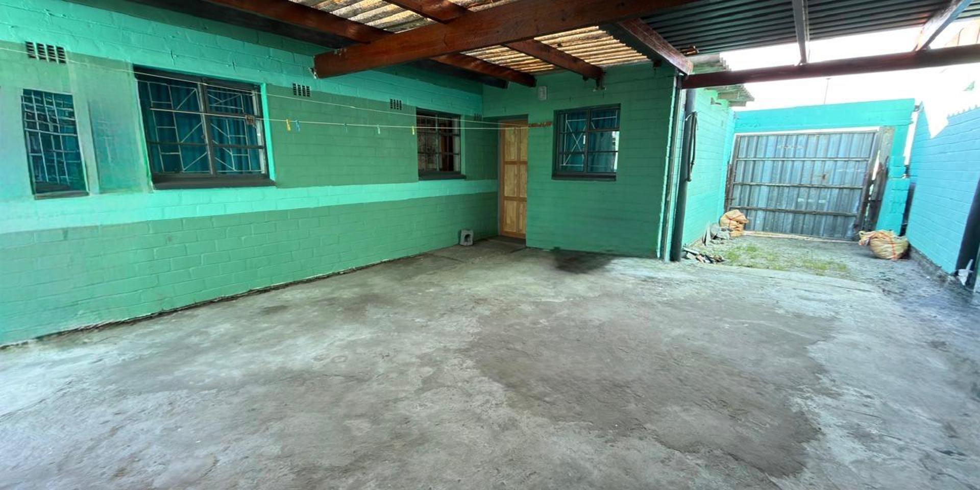 Image 1 of 6