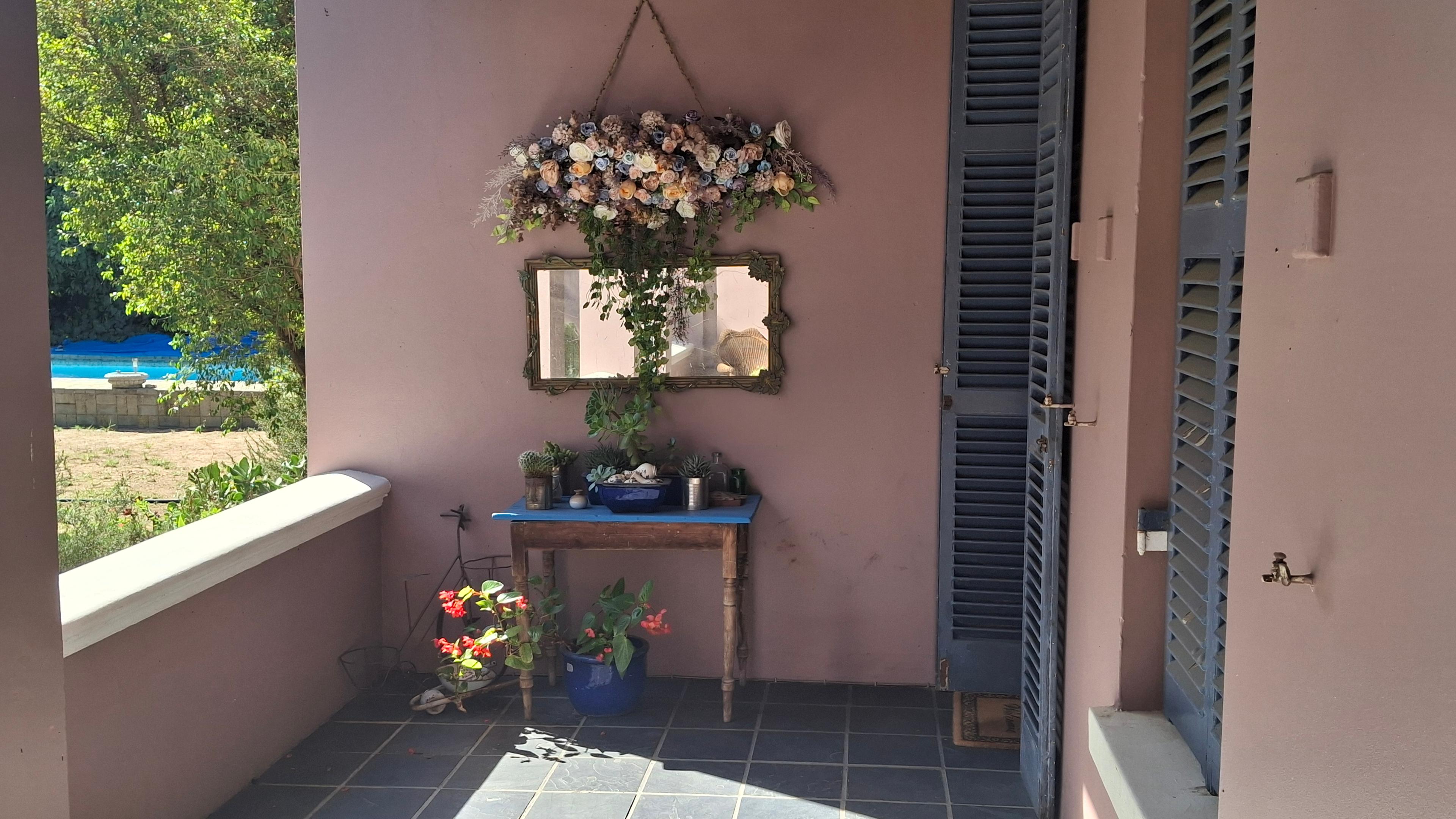 Image 5 of 6